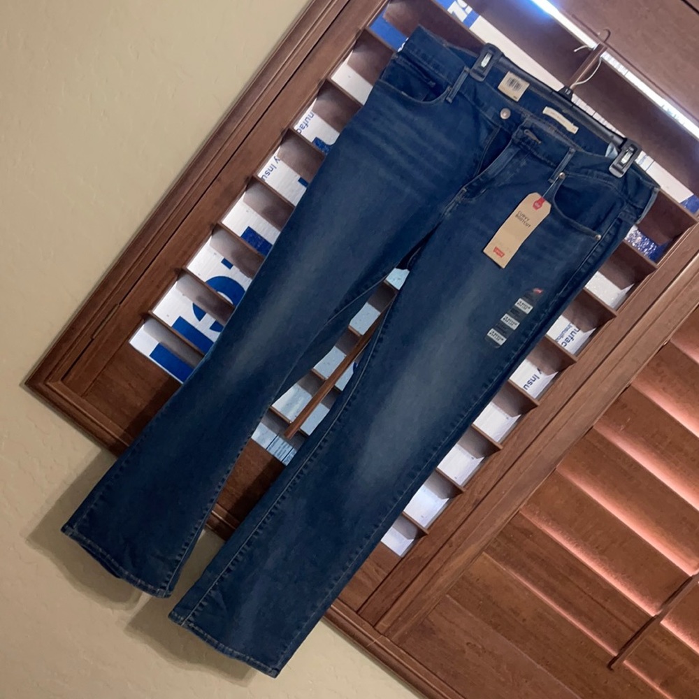 Levi curvy bootcut jeans